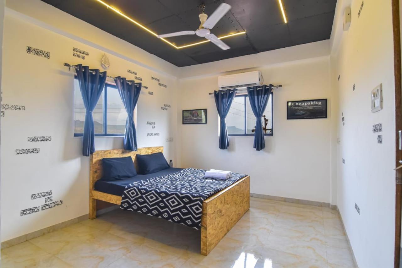 Black Stone Villa Karli Bagian luar foto